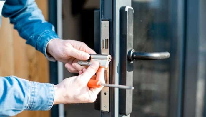 Servicio de apertura de puertas sin llave en Barcelona 24h
